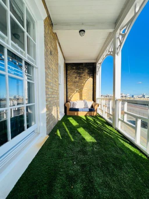Flat 4 Marine Parade House, 1 East Cliff- Next To Dover Port, White Cliffs, Beach, Castle Ngoại thất bức ảnh