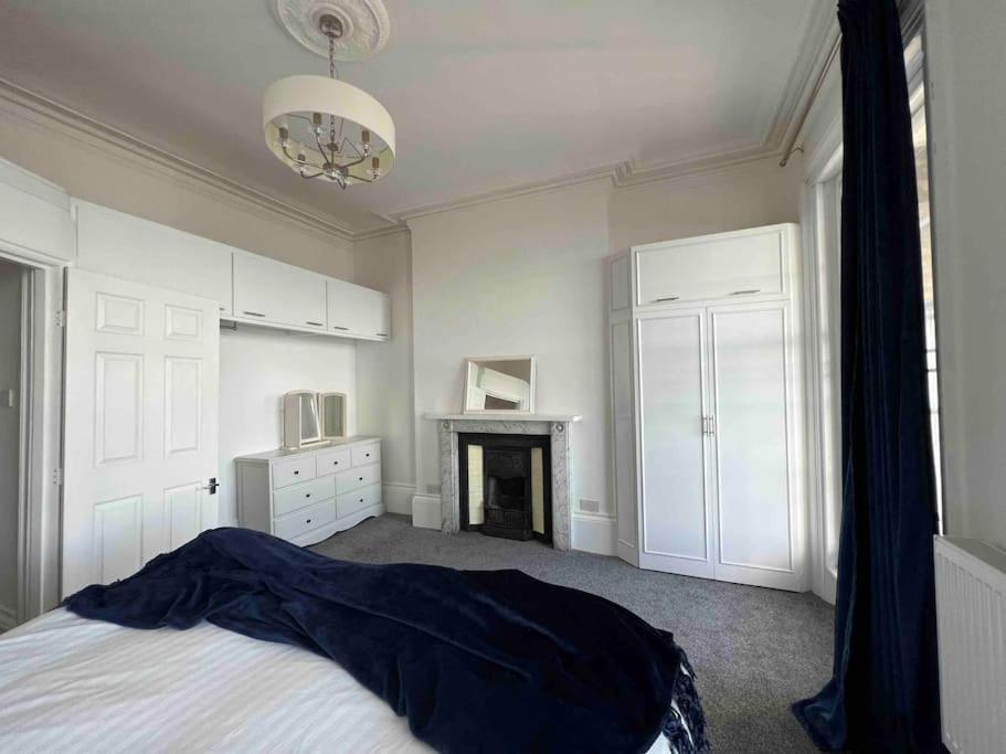 Flat 4 Marine Parade House, 1 East Cliff- Next To Dover Port, White Cliffs, Beach, Castle Ngoại thất bức ảnh